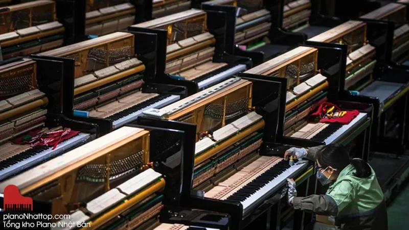 Nhà máy sản xuất đàn piano ở Trung Quốc quy mô công nghiệp